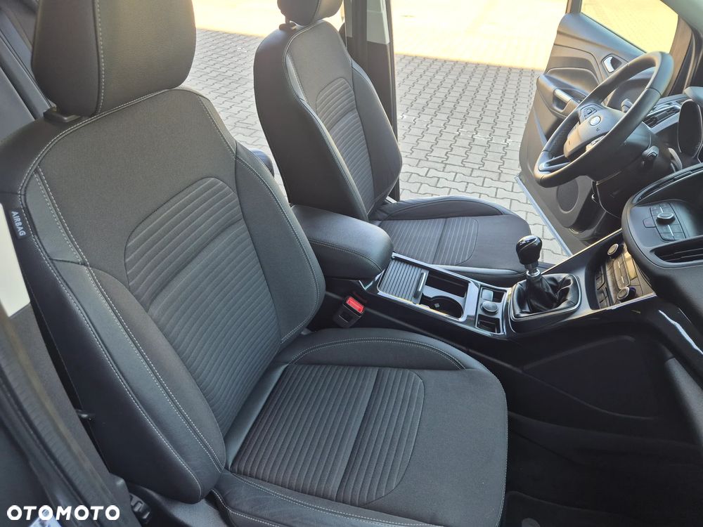 Ford Kuga 1.5 EcoBoost 2x4 Titanium - 13