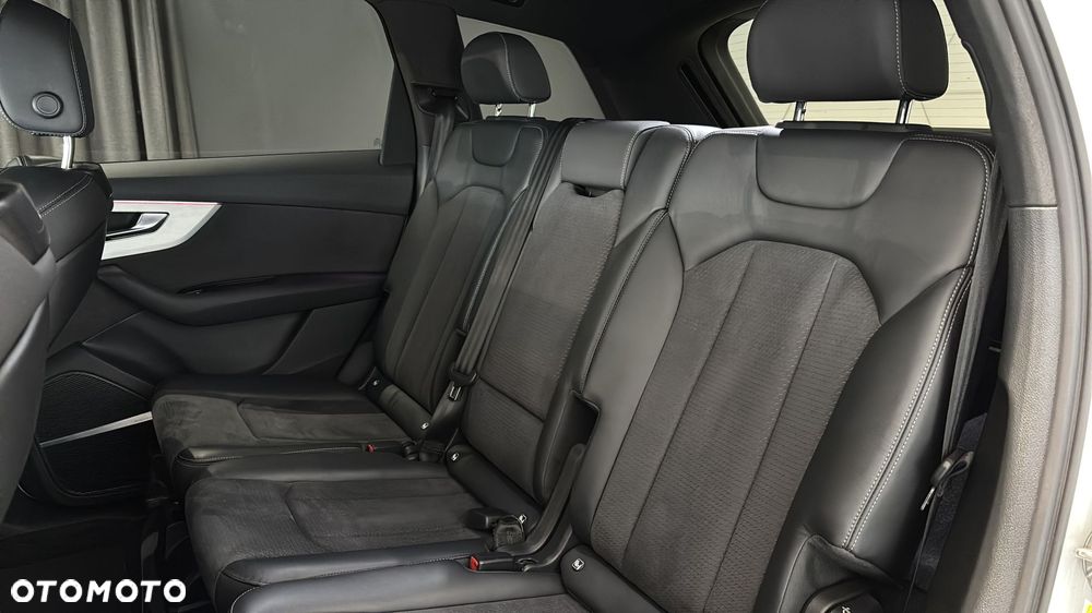 Audi Q7 45 TDI mHEV Quattro S Line Tiptr - 17
