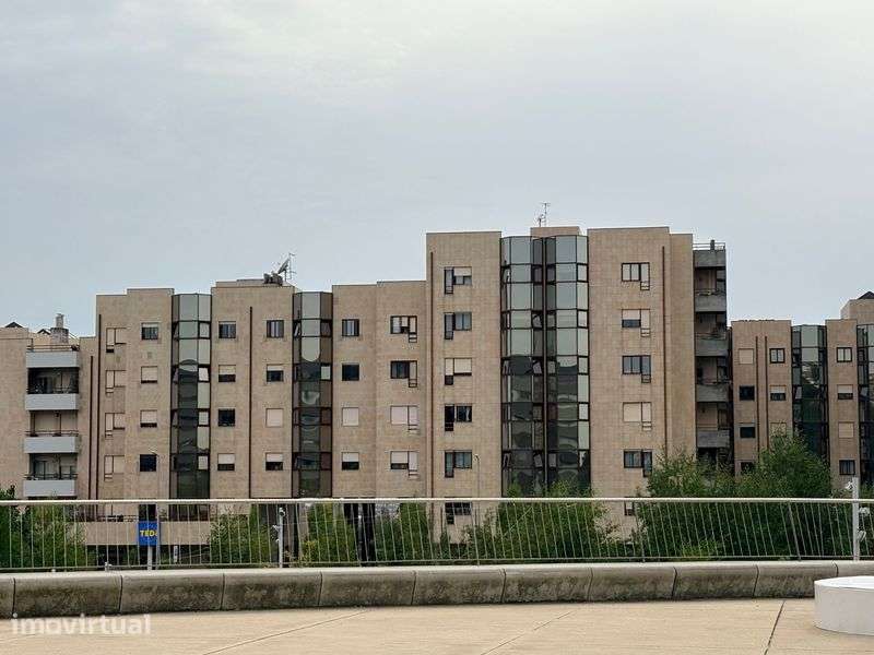 T2+1 para arrendamento no Centro de Gondomar - Grande imagem: 2/12