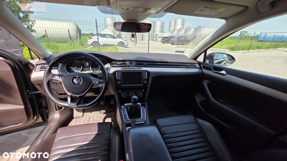 Volkswagen Passat 2.0 TDI BMT Highline - 8