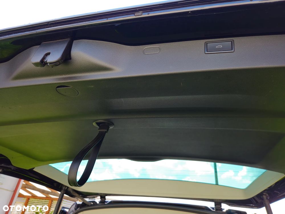 Volkswagen Multivan 6.1 2.0 TDI L1 Higline DSG - 22