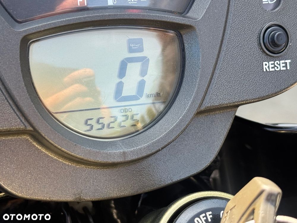 Kawasaki ER - 32