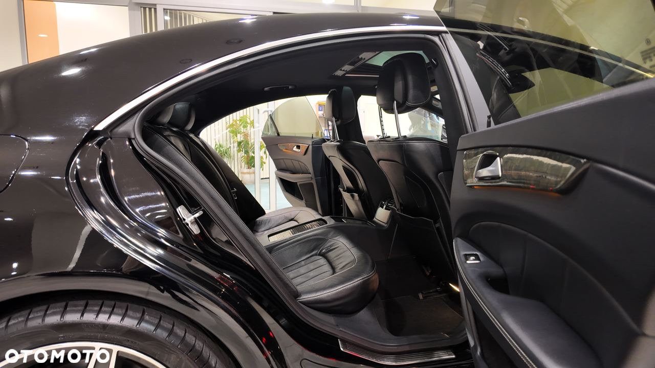 Mercedes-Benz CLS - 28
