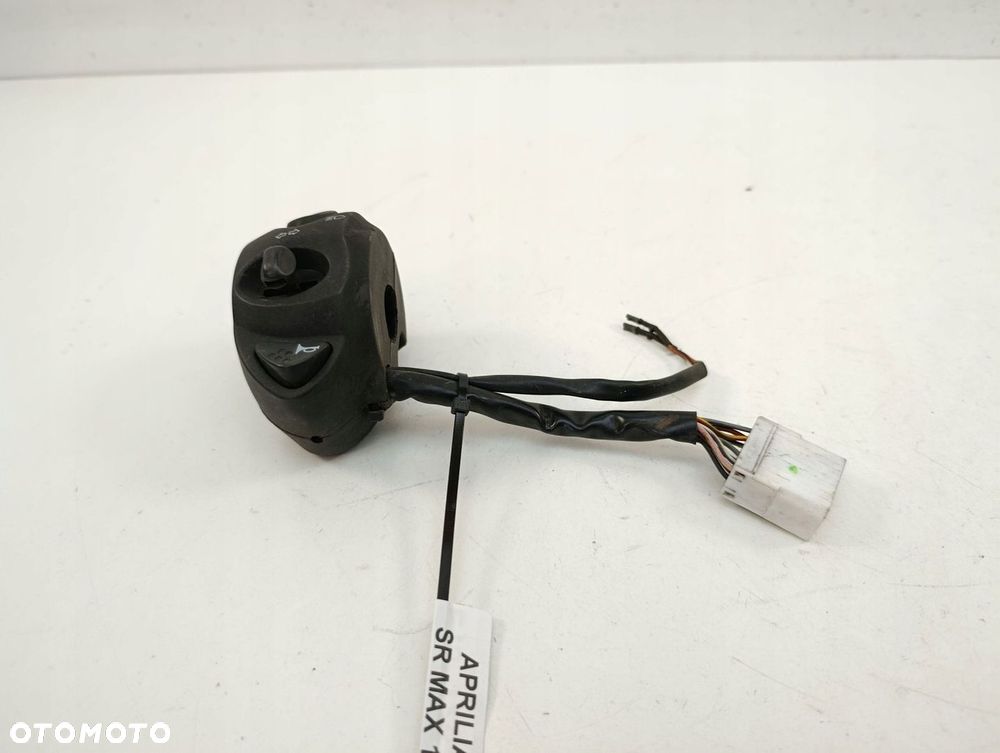 APRILIA SR MAX 125 PRZEŁĄCZNIK LEWY - 2