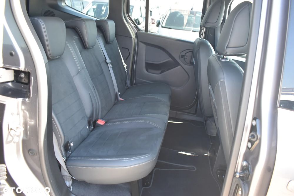 Mercedes-Benz Klasa T 180 d Progressive - 16