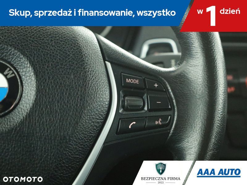 BMW Seria 1 - 18
