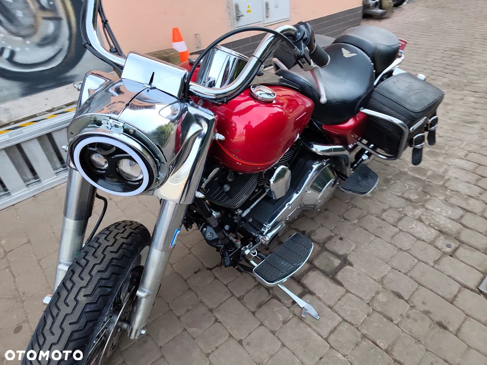 Harley-Davidson Touring Road King - 13