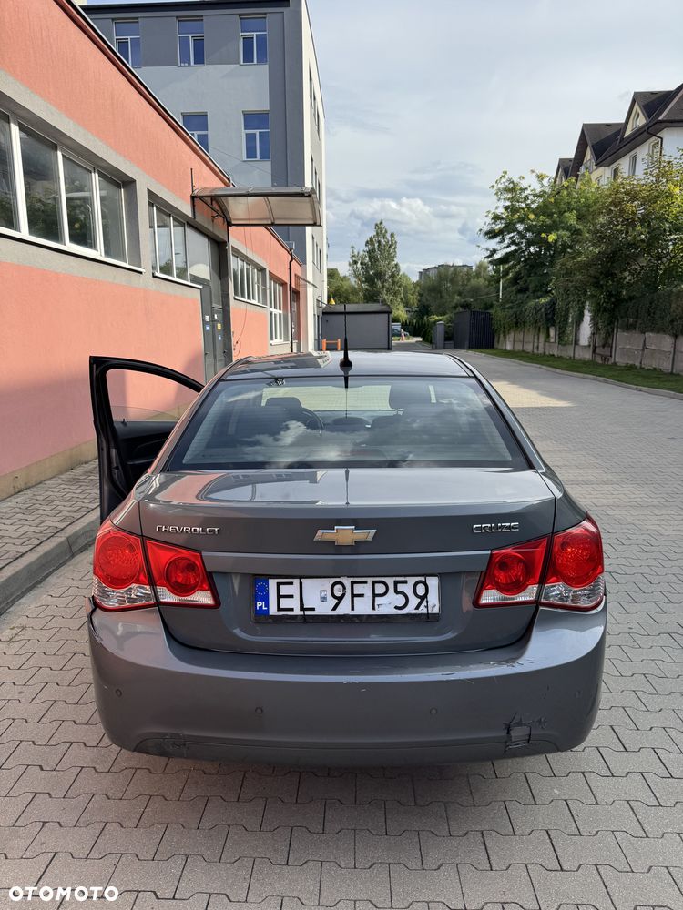 Chevrolet Cruze 2.0 D LT+ - 8