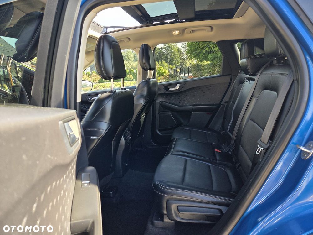 Ford Kuga 2.0 EcoBoost 4x4 Titanium - 34