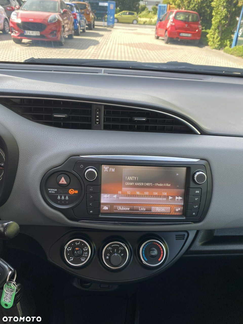 Toyota Yaris - 22