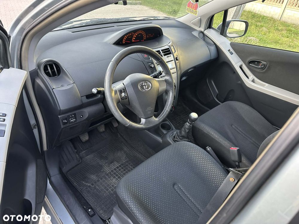 Toyota Yaris 1.33 Life - 17