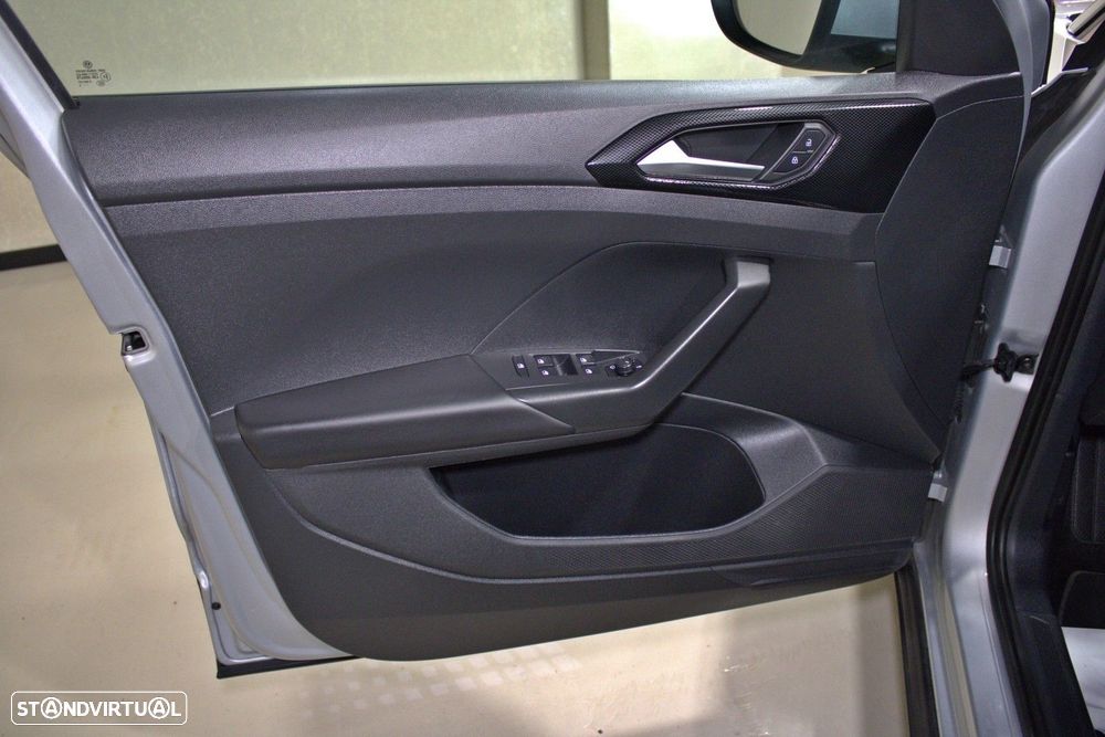 VW T-Cross 1.0 TSI Urban DSG - 21