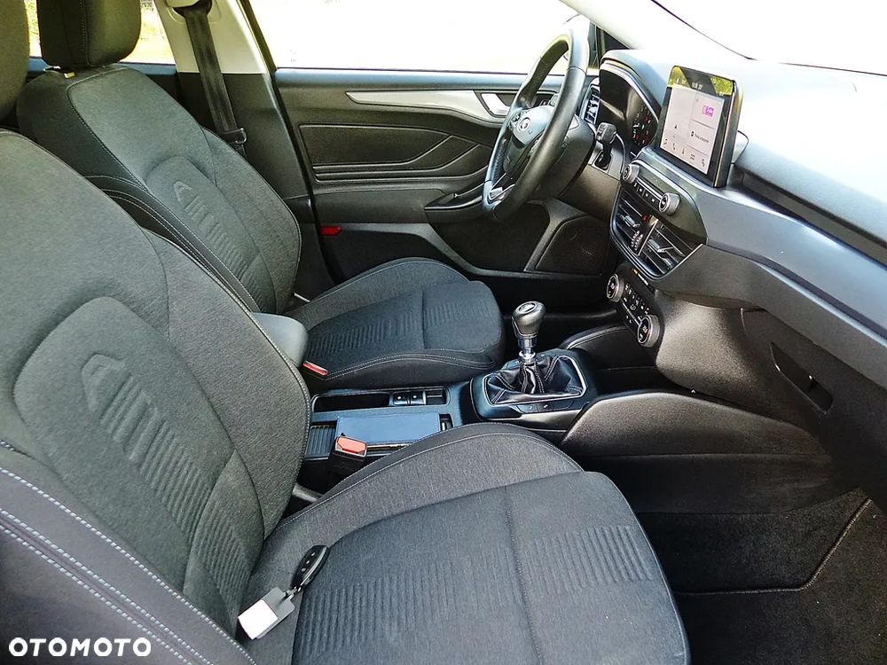 Ford Focus 1.0 EcoBoost Hybrid ACTIVE STYLE - 25
