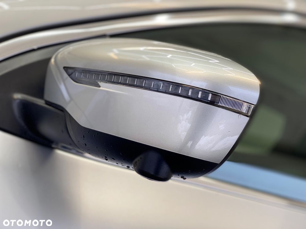 Nissan Qashqai 1.6 DCi Xtronic N-Connecta - 34