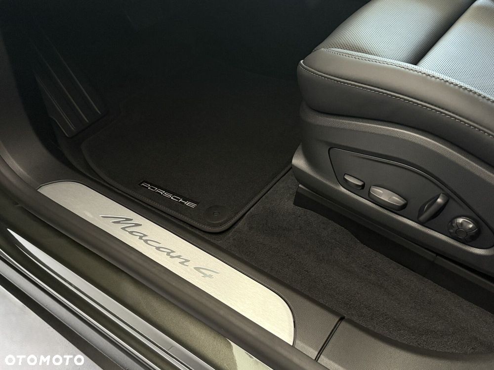 Porsche Macan - 19