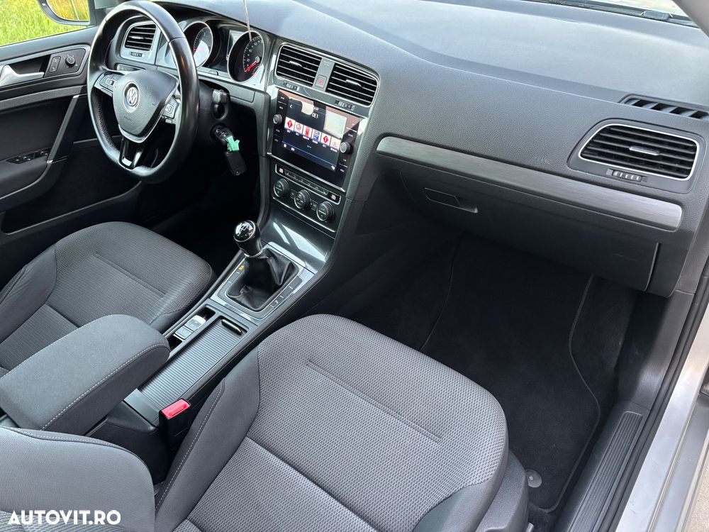 Volkswagen Golf 1.0 TSI Comfortline - 6