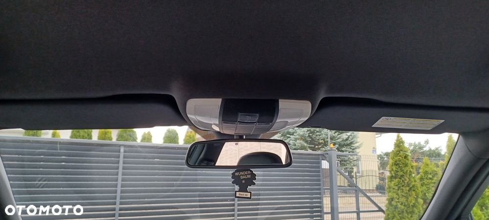 Mercedes-Benz Klasa C 200 Avantgarde Edition - 12