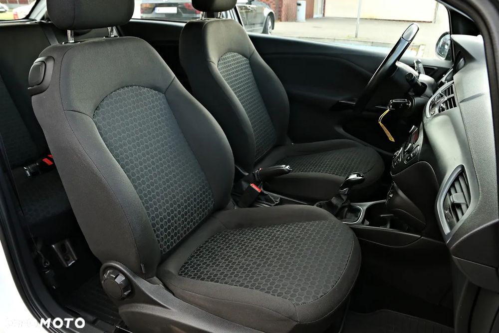 Opel Corsa 1.3 D Easytronic Start/Stop On - 31
