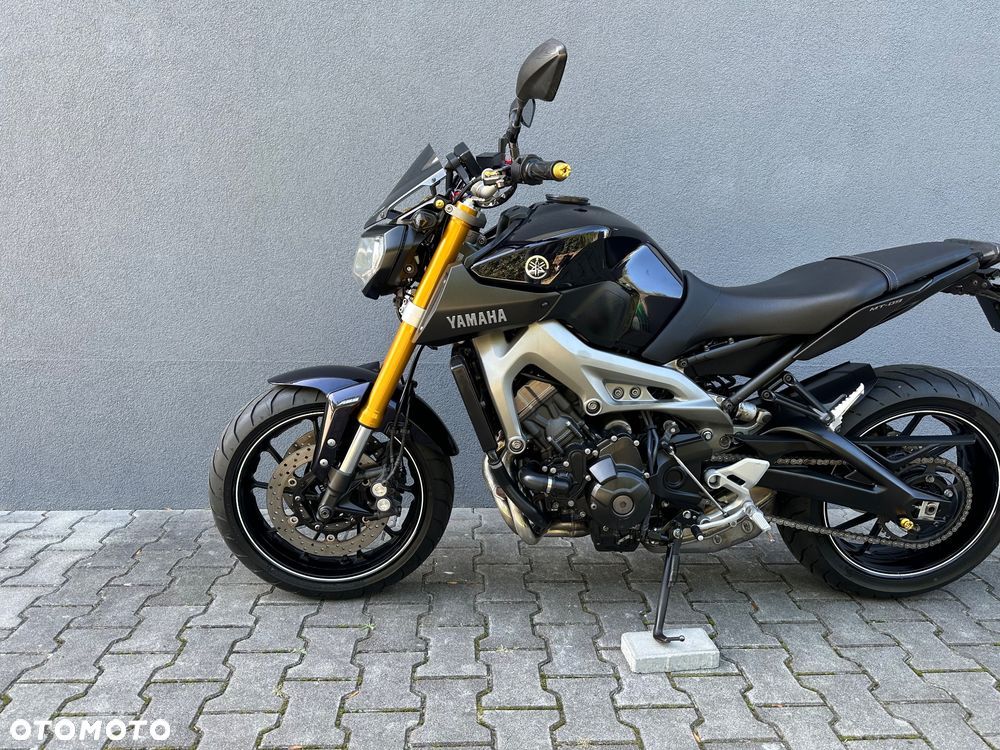 Yamaha MT - 7