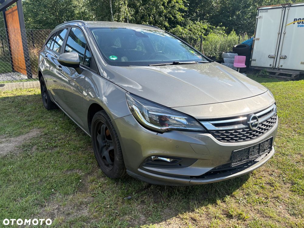 Opel Astra 1.4 Turbo Edition - 1