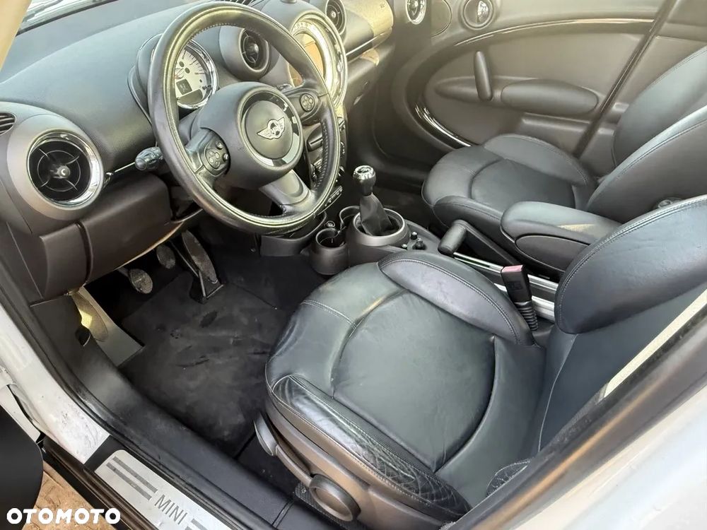 MINI Countryman Cooper Park Lane Chili - 11