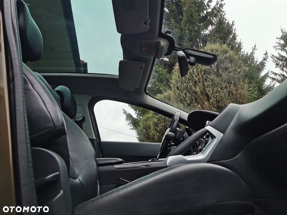 Peugeot 3008 1.6 HDi Premium - 8