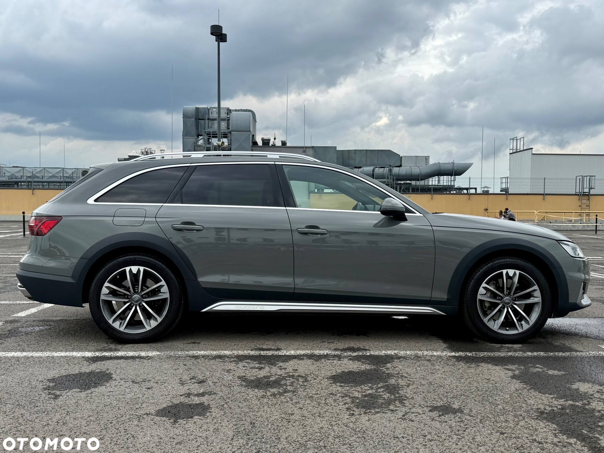 Audi A4 Allroad 2.0 TFSI Quattro S tronic - 4