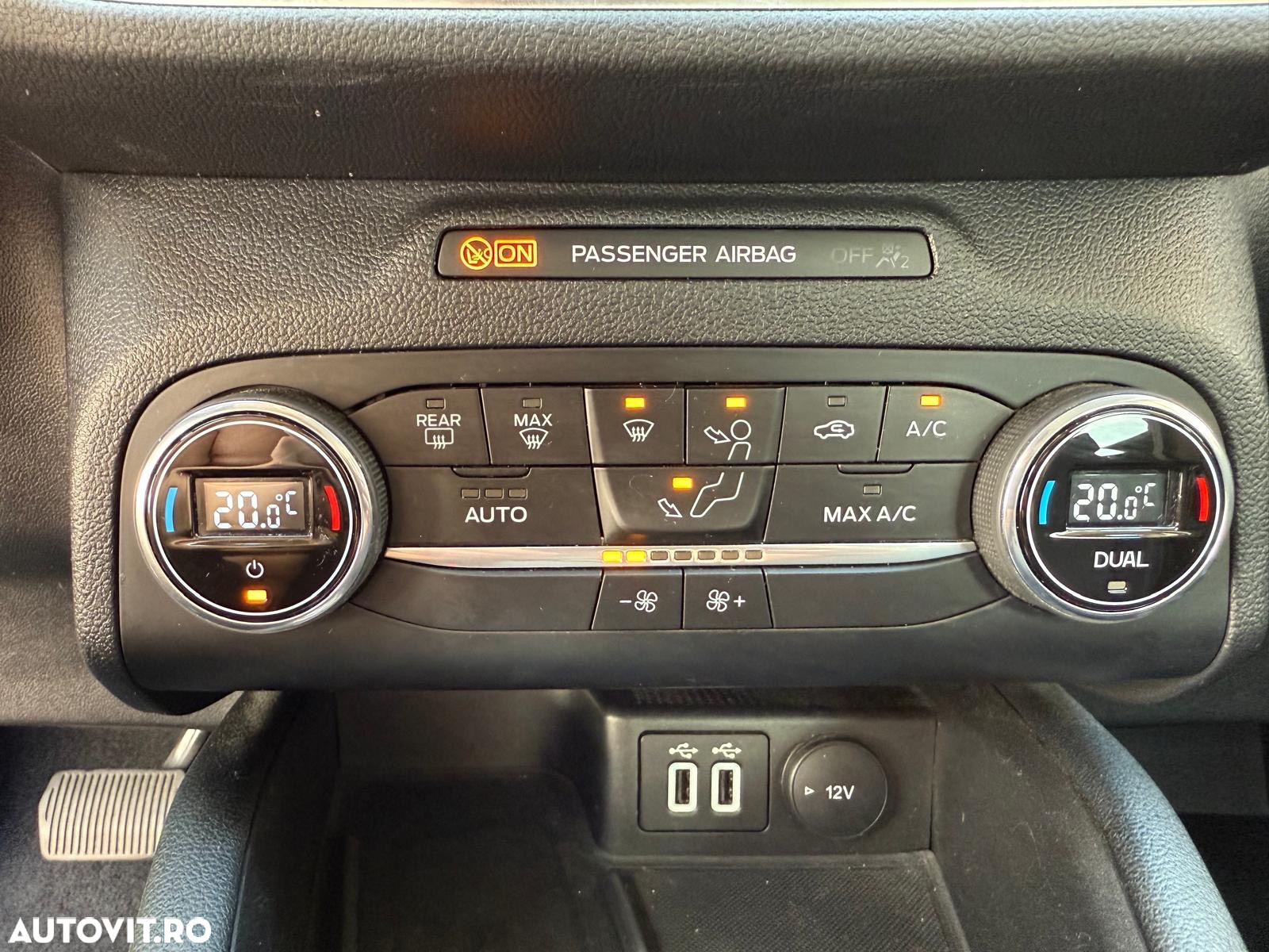 Ford Kuga 2.5 Duratec FWD FHEV Titanium - 14