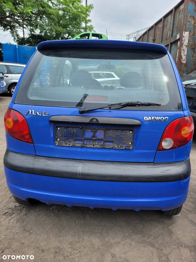 Na części: Daewoo Matiz Rok 2004 Pojemność 995 Moc 47 kw Benzyna - 3