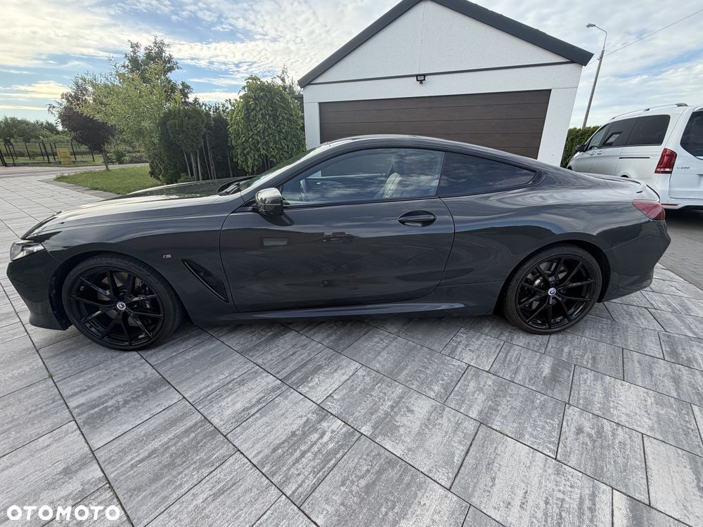 BMW Seria 8 - 5
