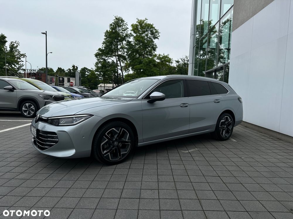 Volkswagen Passat Variant 1.5 TSI ACT mHEV Elegance DSG - 5
