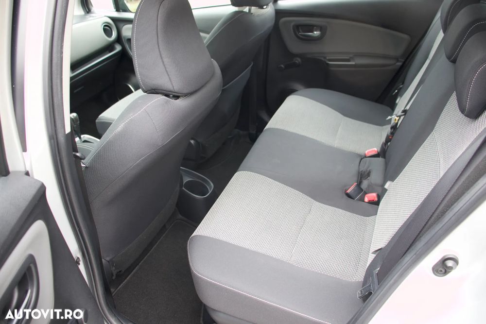 Toyota Yaris - 26