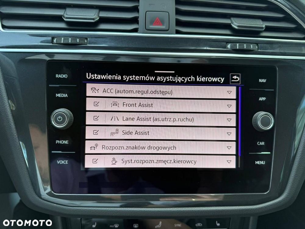 Volkswagen Tiguan 2.0 TSI 4Mot R-Line DSG - 27