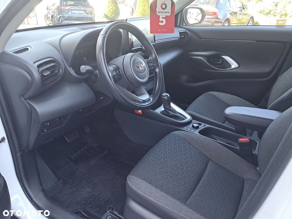 Toyota Yaris Cross Hybrid 1.5 Comfort 4x4 - 9