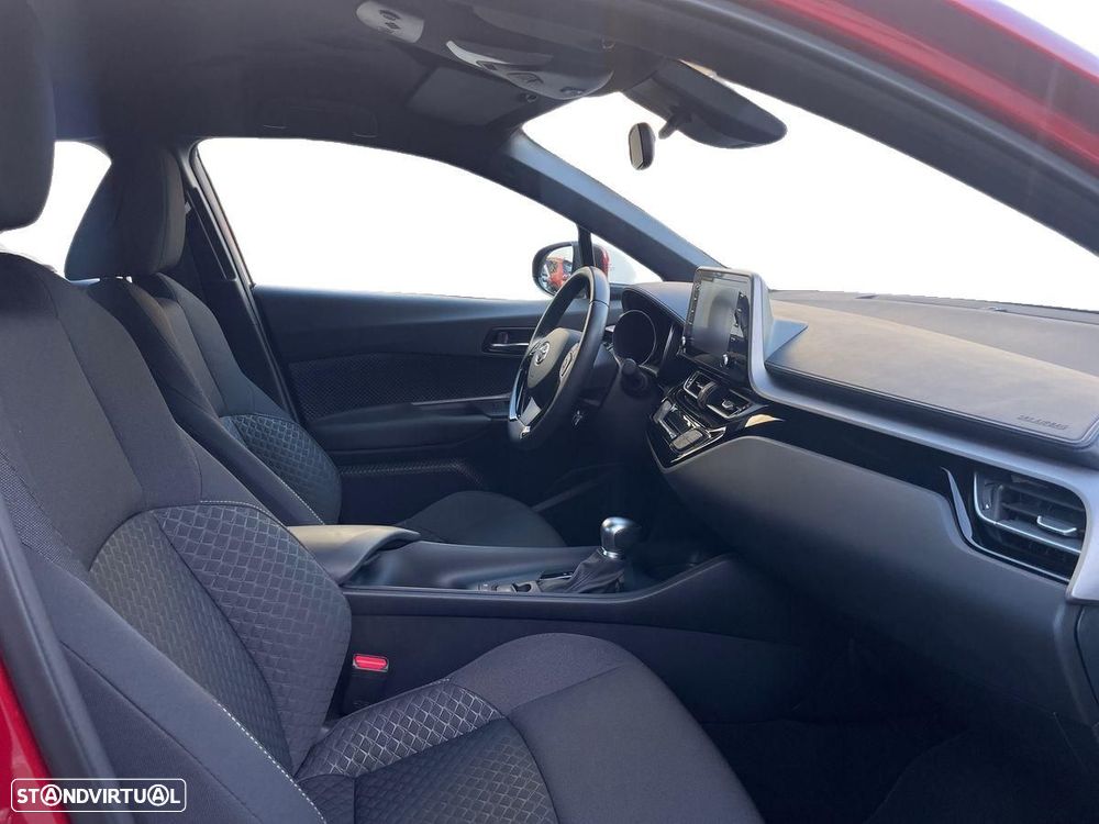 Toyota C-HR - 6
