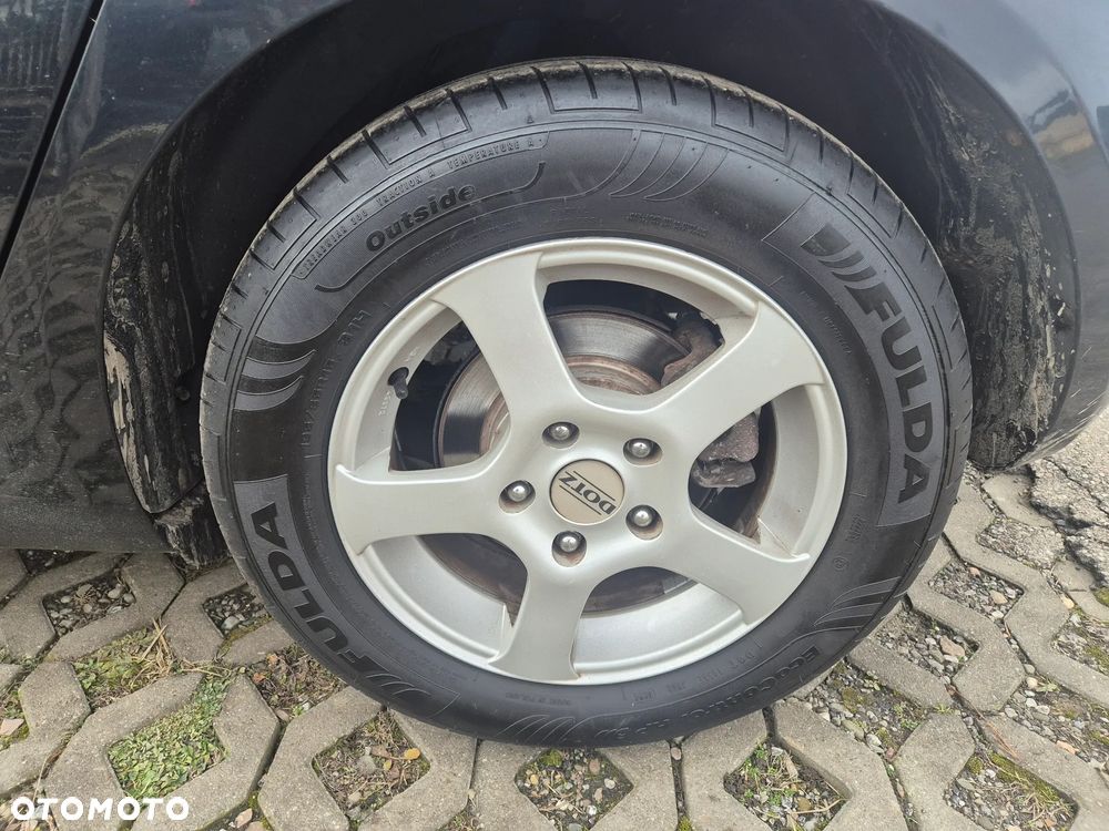 Kia Venga 1.4 CVVT ISG Vision - 21