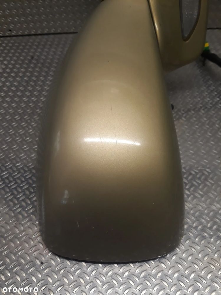 LUSTERKO PRAWE CITROEN C8 2008r KOLOR: KAN  14 PIN - 4