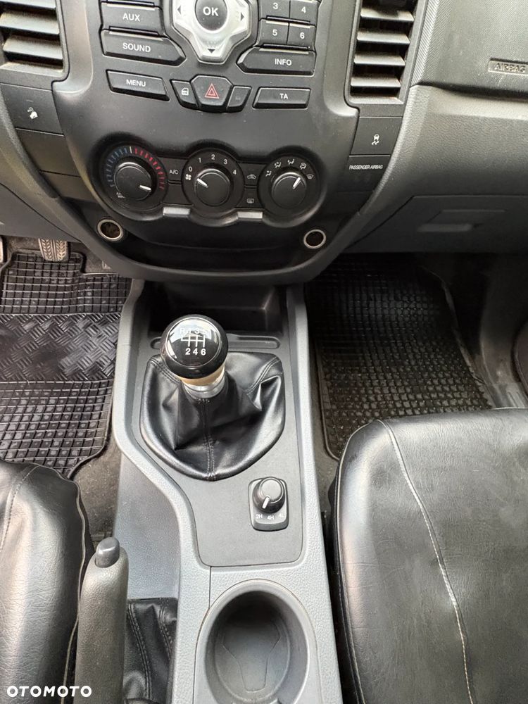 Ford Ranger 2.2 TDCi 4x4 DC XLT - 7