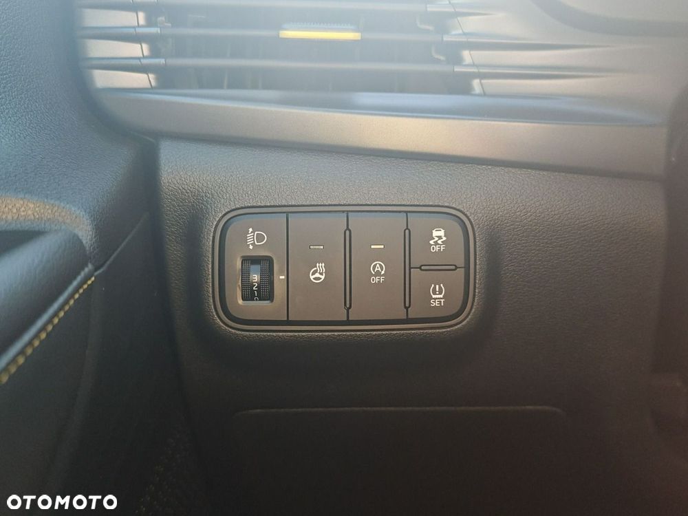 Hyundai i20 - 11