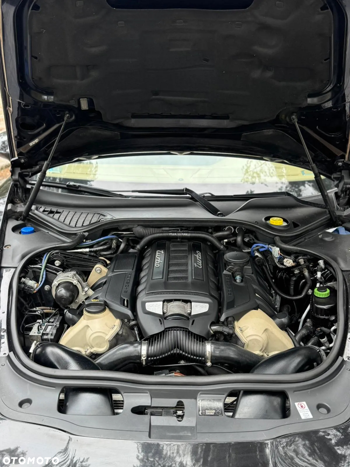 Porsche Panamera Turbo - 18