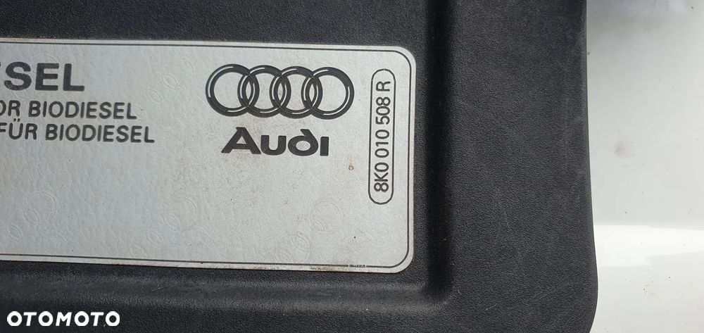 Klapka wlewu paliwa Audi A4 B8 LY9C 8K0809999D - 7