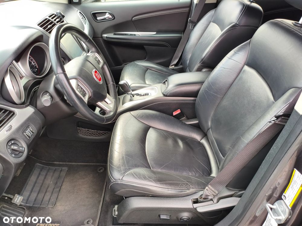 Fiat Freemont 2.0 Multijet Lounge AWD - 26
