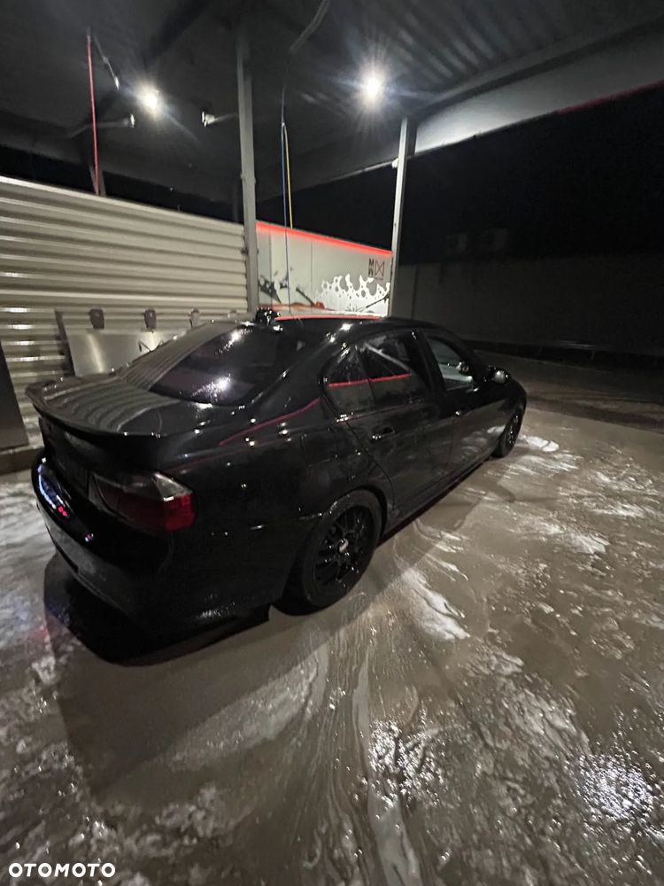 BMW Seria 3 - 24