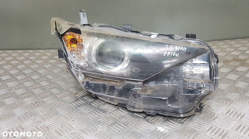 toyota auris ii lift 15-18 lampa reflektor prawy przód przedni eu - 1