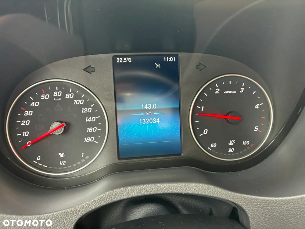 Mercedes-Benz Sprinter 317 Maxi Zabudowa Warsztatowa Najazd Składany Pneumatyka 170KM SALON PL Lampy LED Model 2023 - 35