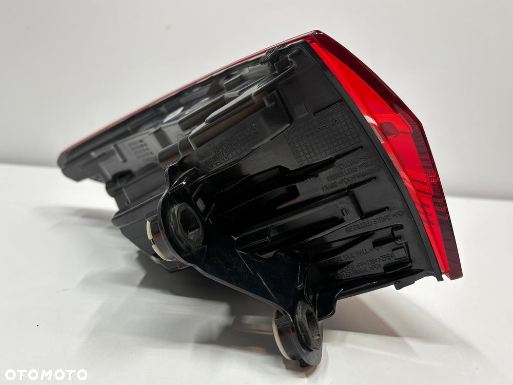 Audi A4 8W9 Lift Kombi Lampa Prawa Tył Tylna 8W9945092 AA - 5