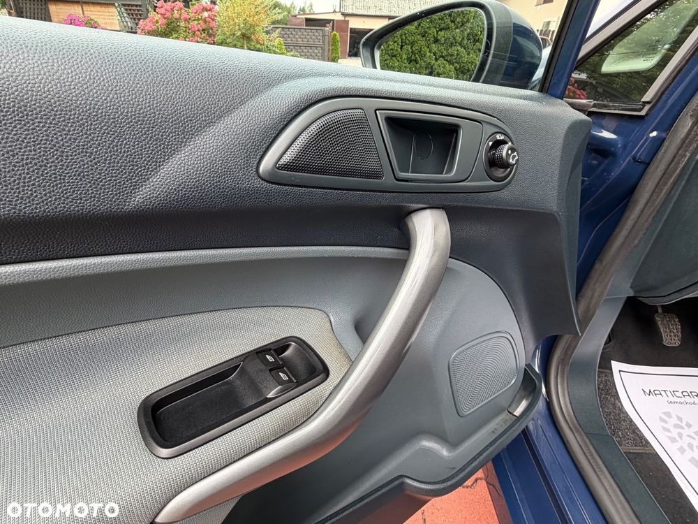 Ford Fiesta - 19