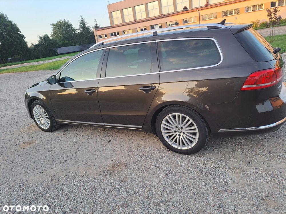 Volkswagen Passat 2.0 TDI 4Mot Highline - 3
