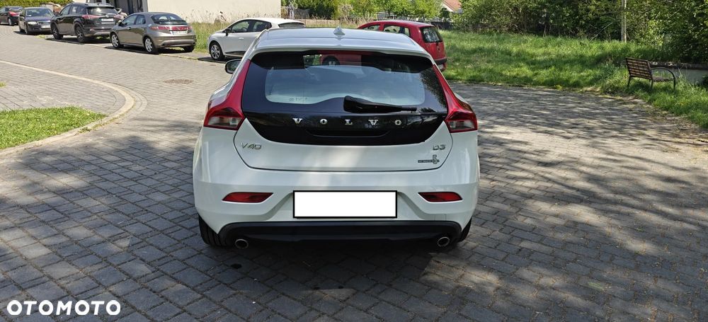 Volvo V40 D3 Momentum - 5