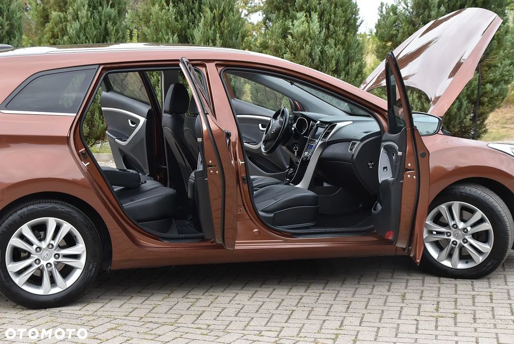 Hyundai i30 1.6 GDI Premium - 6